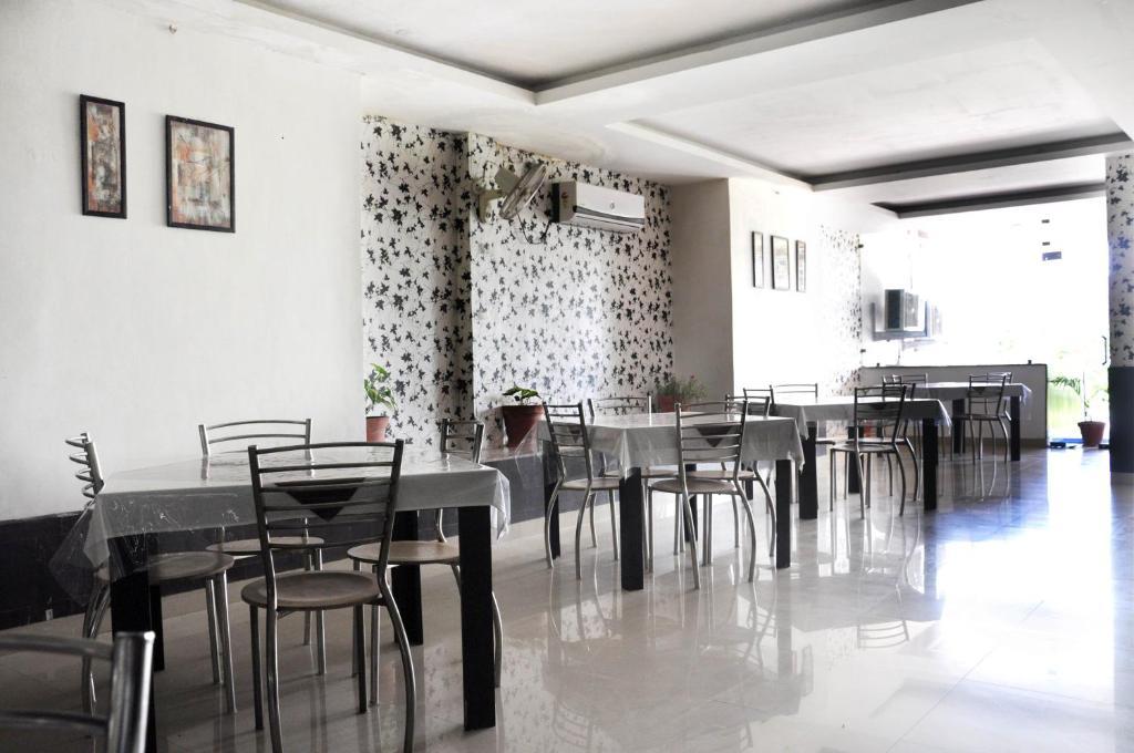 Hotel Ganga View Харідвар Екстер'єр фото